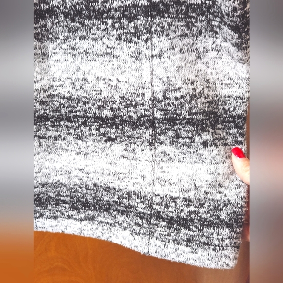 Lands'  End Petite Black/White Gradient Stripe Quarter Zip Fleece Pullover - Picture 5 of 9